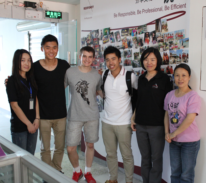 你們可以獨立生產樣品,無需外部幫助 你們可以獨立生產樣品,無需外部幫助