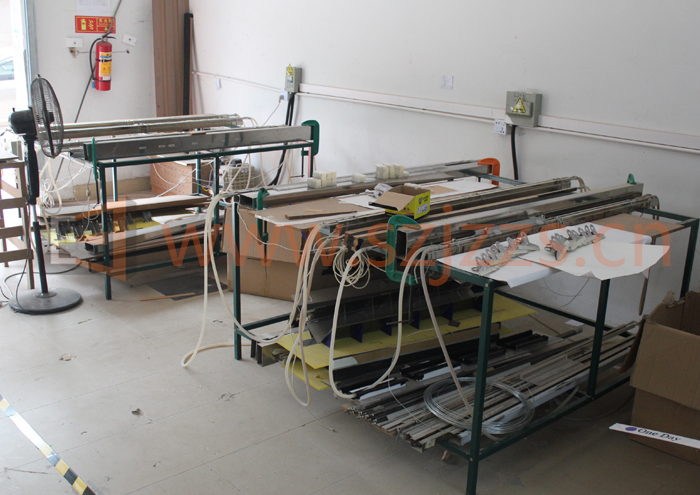 用于展示架制作的熱彎機