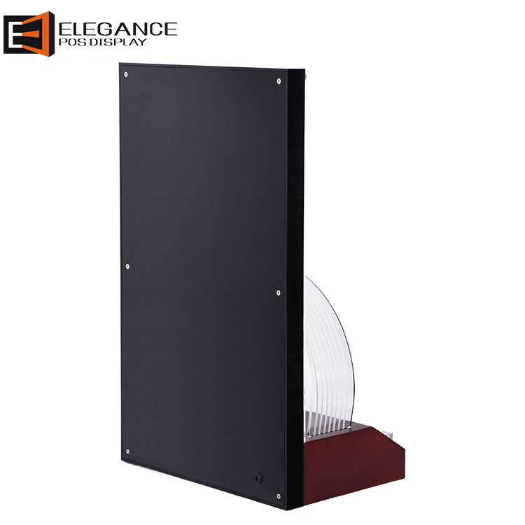 RP008669-3.jpg RP008669-3.jpg