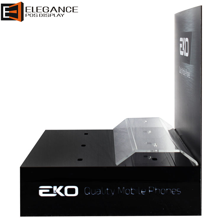 RP008637-3.jpg RP008637-3.jpg