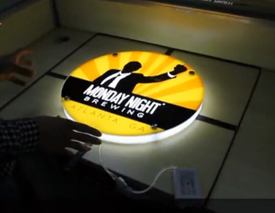 LED廣告展示牌，亞克力廣告牌，LED燈箱 ，戶外標牌